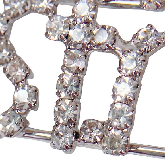 Rhinestone Merry Christmas Brooch Prong Set Silver Tone Sparkling Festive Pin - Picture 3 of 12